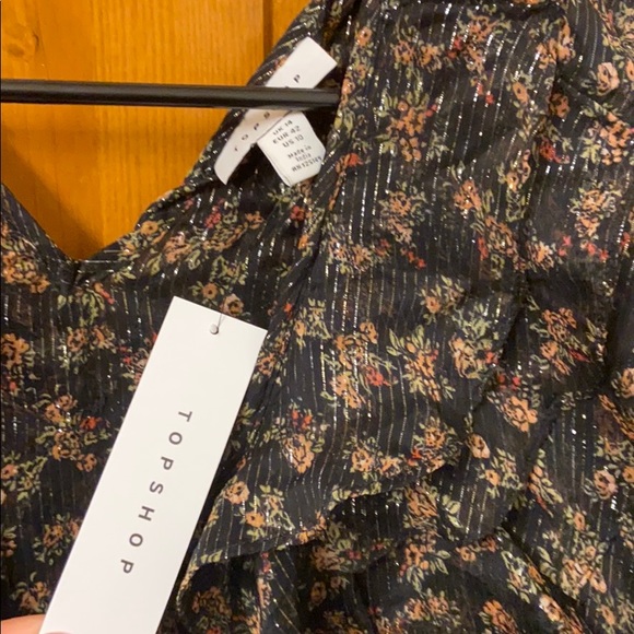 Beautiful Blouse - Picture 7 of 12